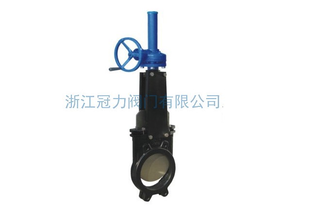 鑄鐵刀型閘閥布置簡(jiǎn)單，結(jié)構(gòu)緊湊，節(jié)省空間！